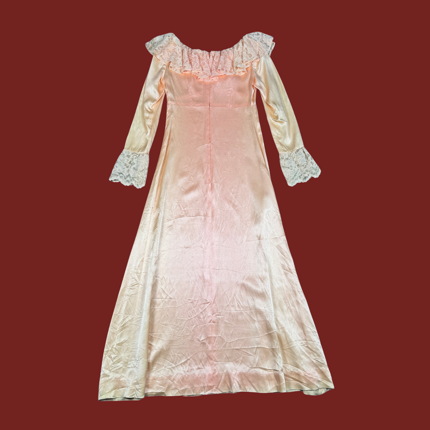 (S) 60s/70s Peach Satin Gown