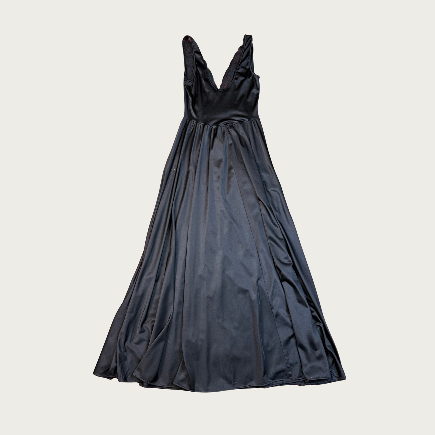 (M/L) 1970s Black Olga Nightgown