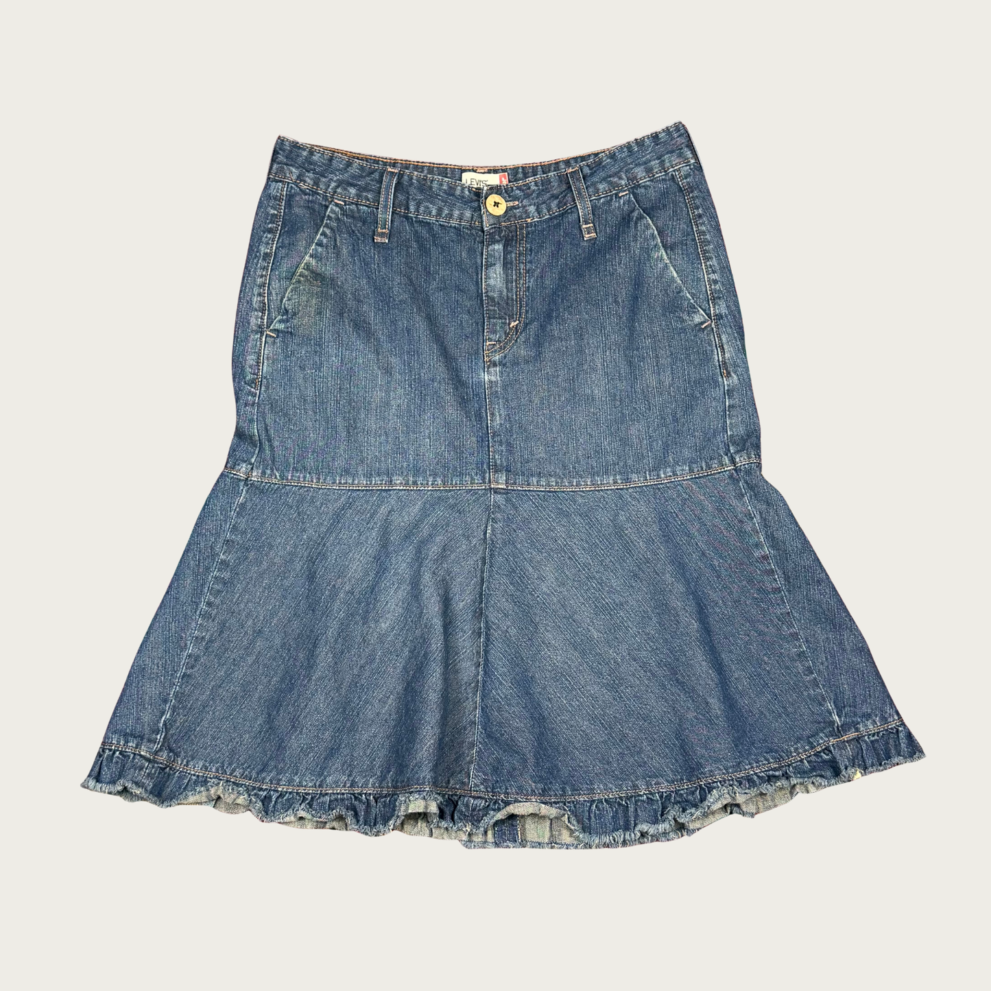 (32") 90s/Y2K Levi's Flared Denim Midi Skirt