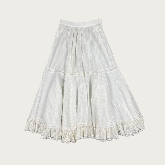 (24") Vintage White Lace Trim Maxi Skirt