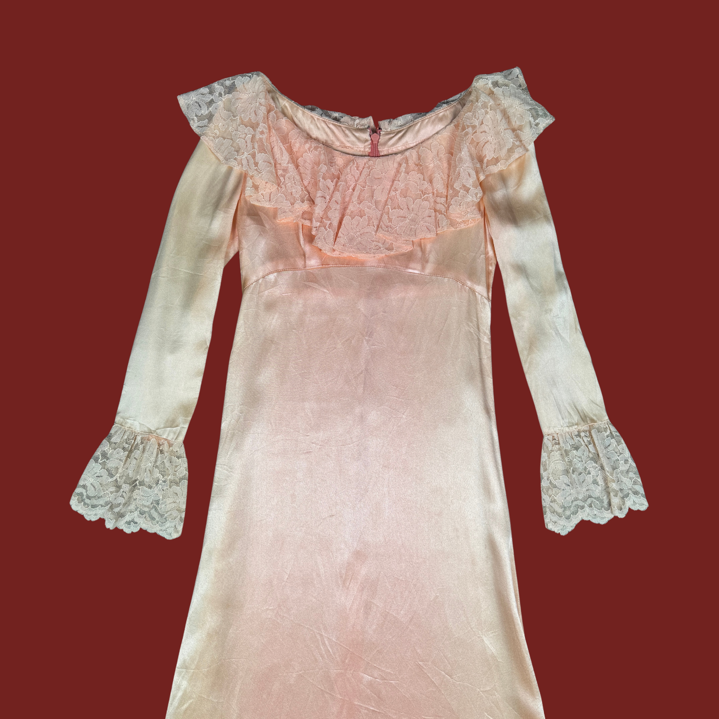 (S) 60s/70s Peach Satin Gown