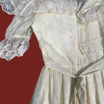 (M) 70s/80s Gunne Sax Ivory Eyelet Prairie Maxi Dress