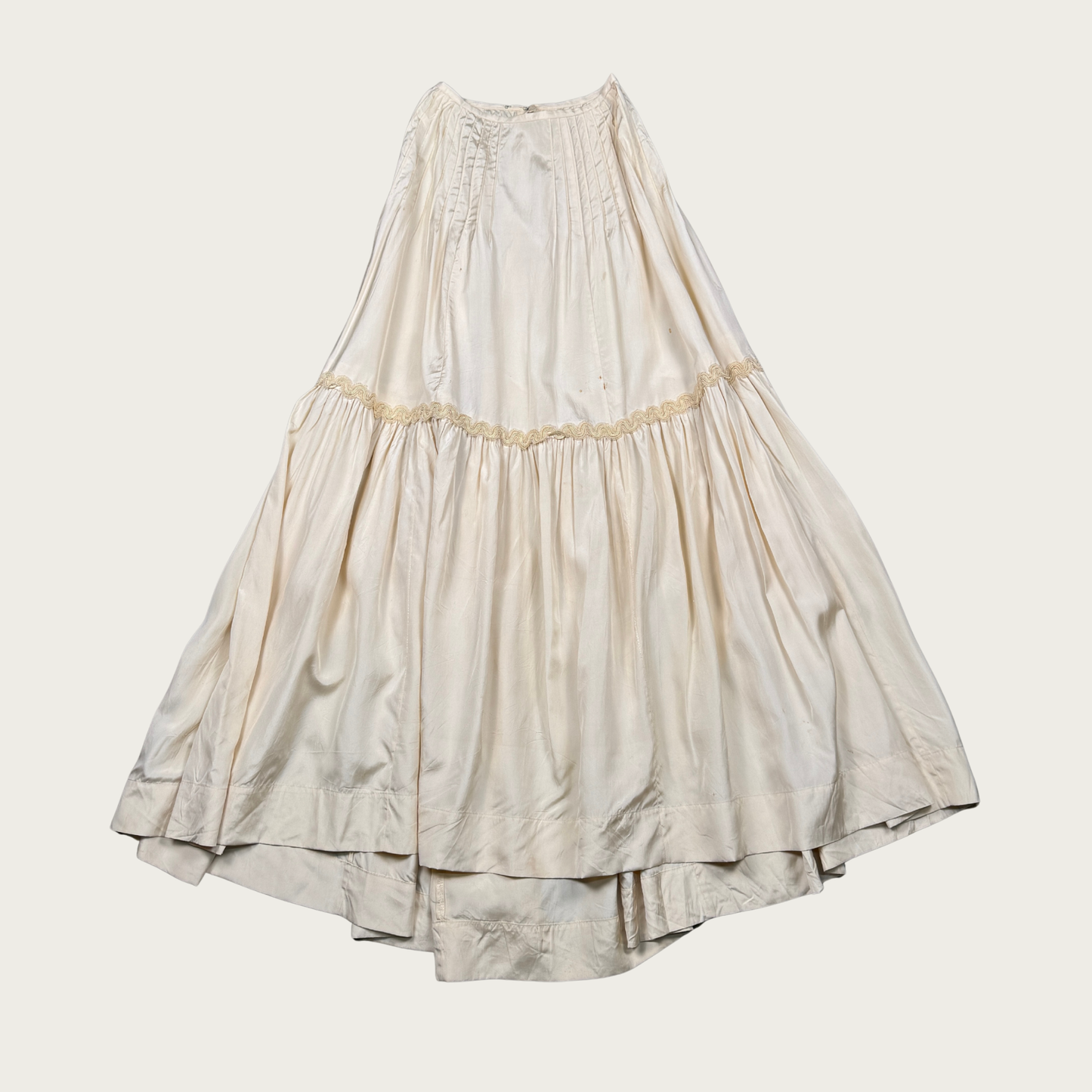 (XXS) 40s/50s Cream Taffeta Maxi Skirt