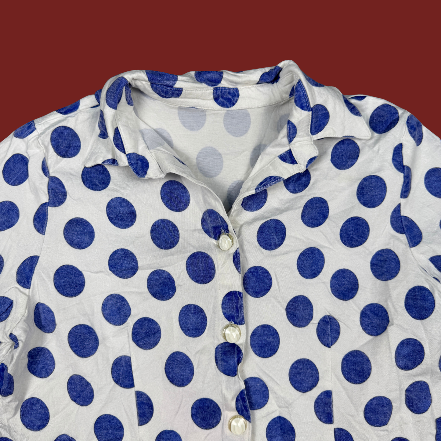 (S/M) White/Blue Polka Dot Button Up Top