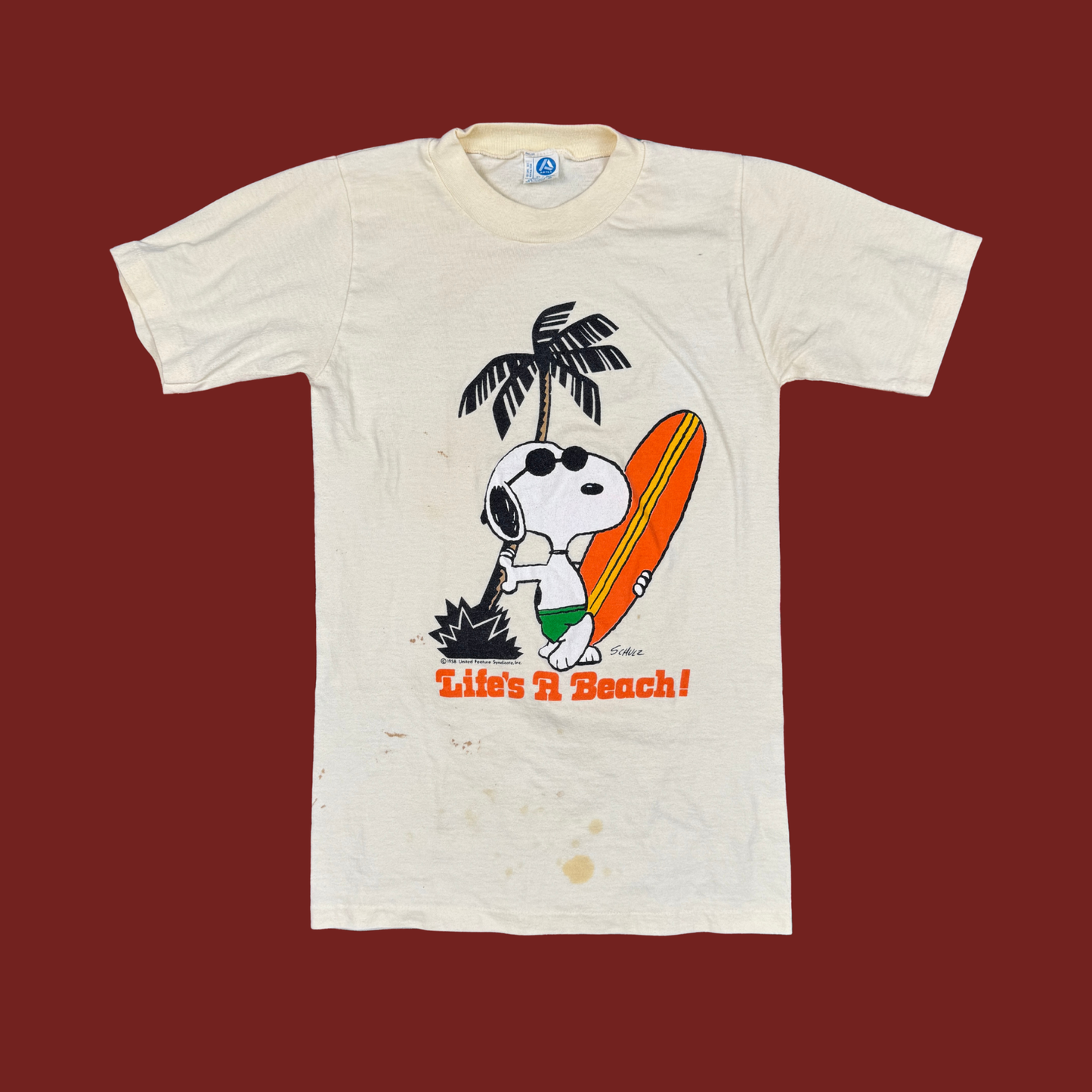 (S) 70s/80s Snoopy "Life's A Beach!" Tee