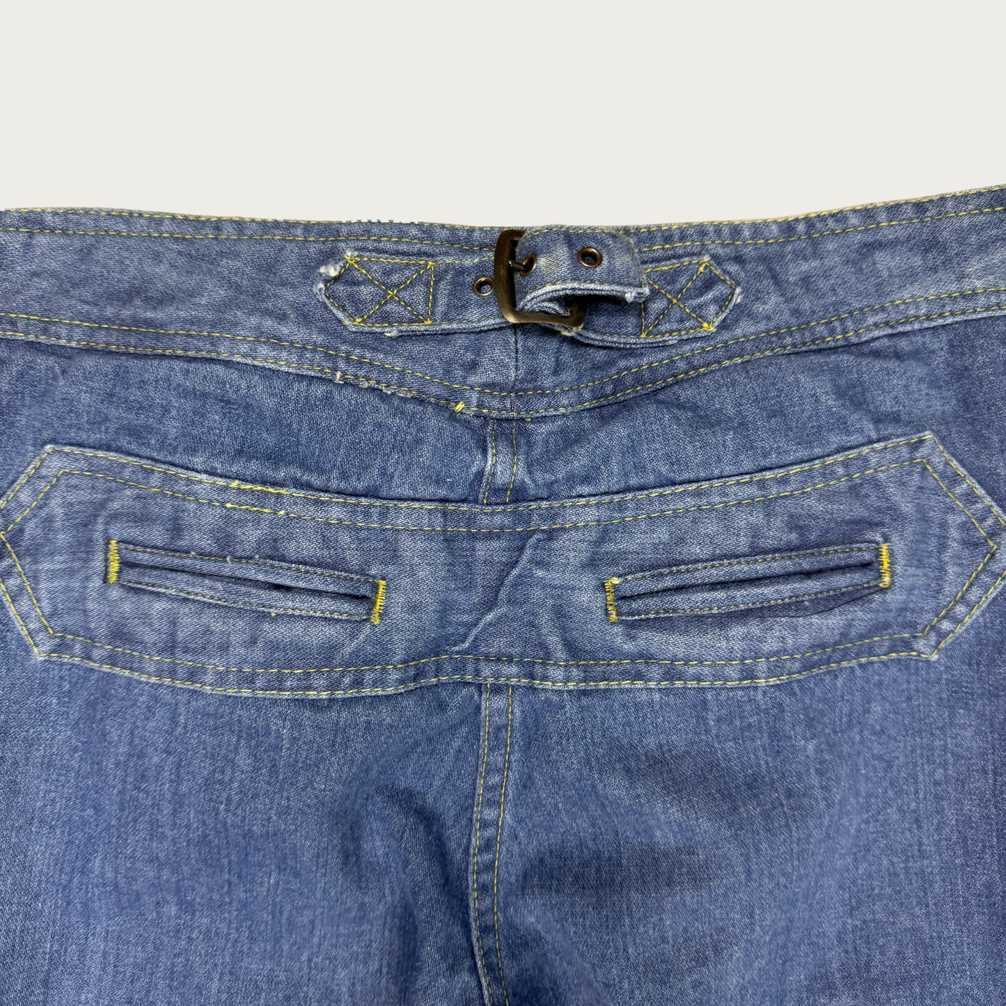 (28") 70s Denim Back Buckle Bell Bottoms