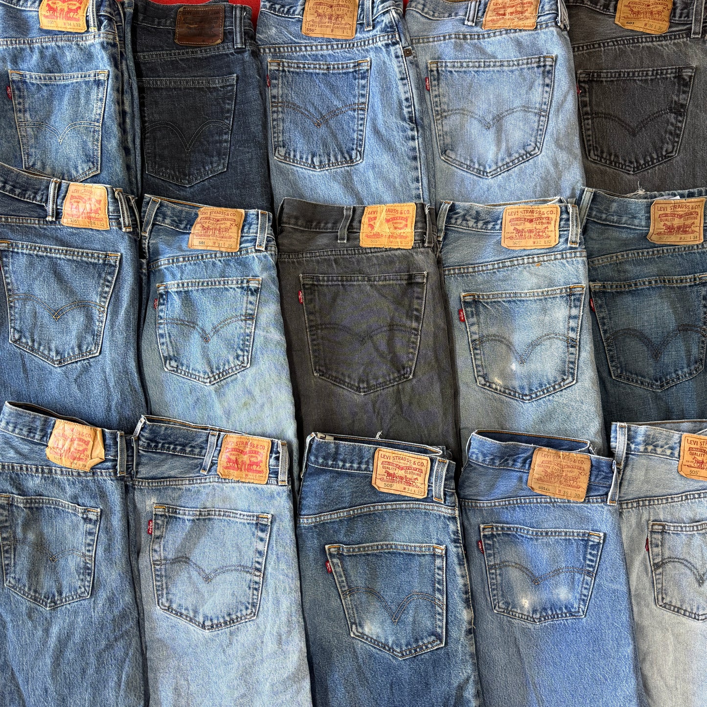 (10) Wholesale Levi's Jeans Bundle