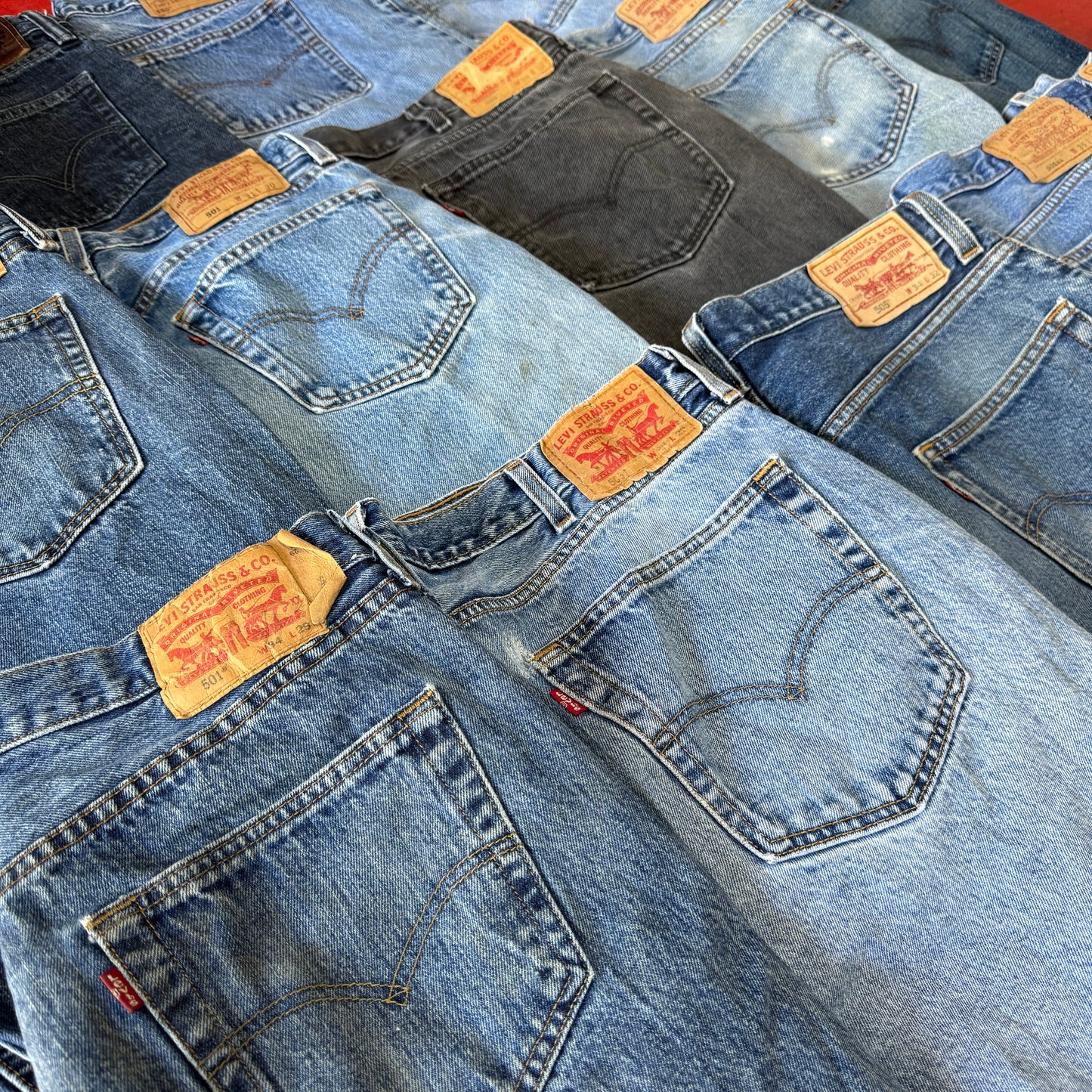 (10) Wholesale Levi's Jeans Bundle